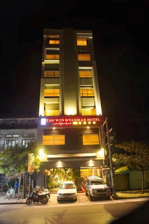 Taw Win Myanmar Hotel Мандалей Екстериор снимка