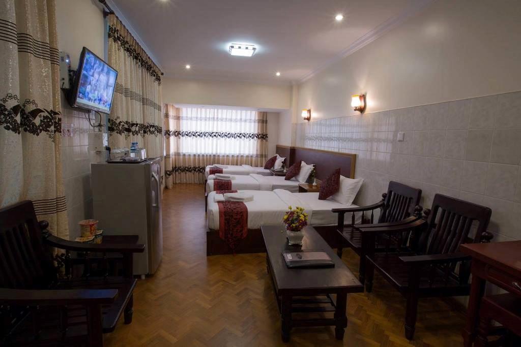 Taw Win Myanmar Hotel Мандалей Стая снимка