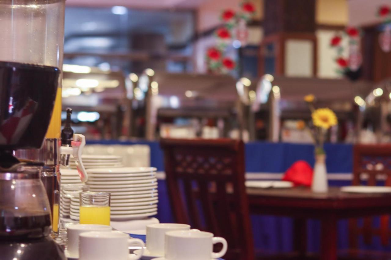 Taw Win Myanmar Hotel Мандалей Екстериор снимка